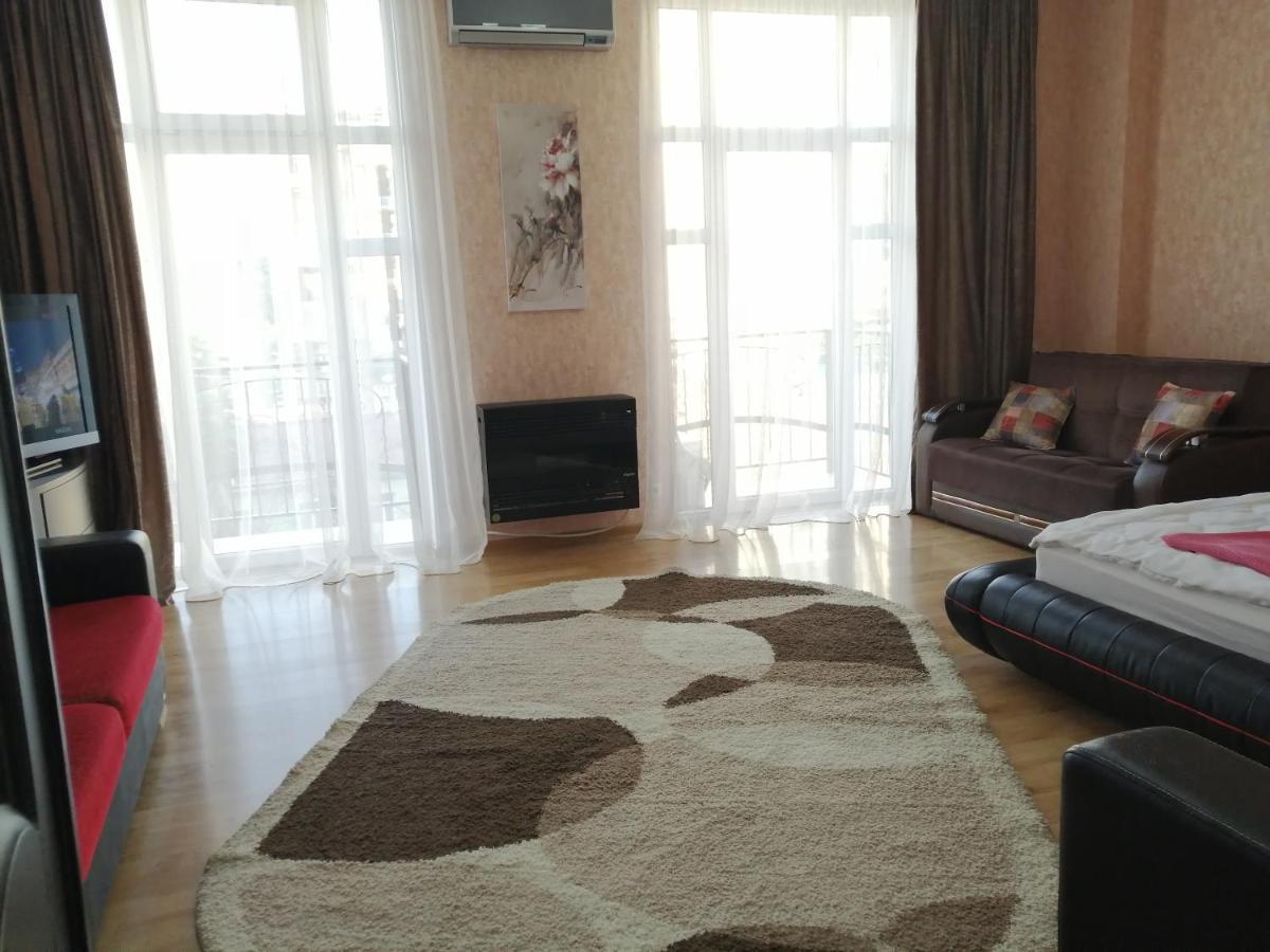 Apartments In The Historical Center Of Batumi, Near The Seaside Park 외부 사진